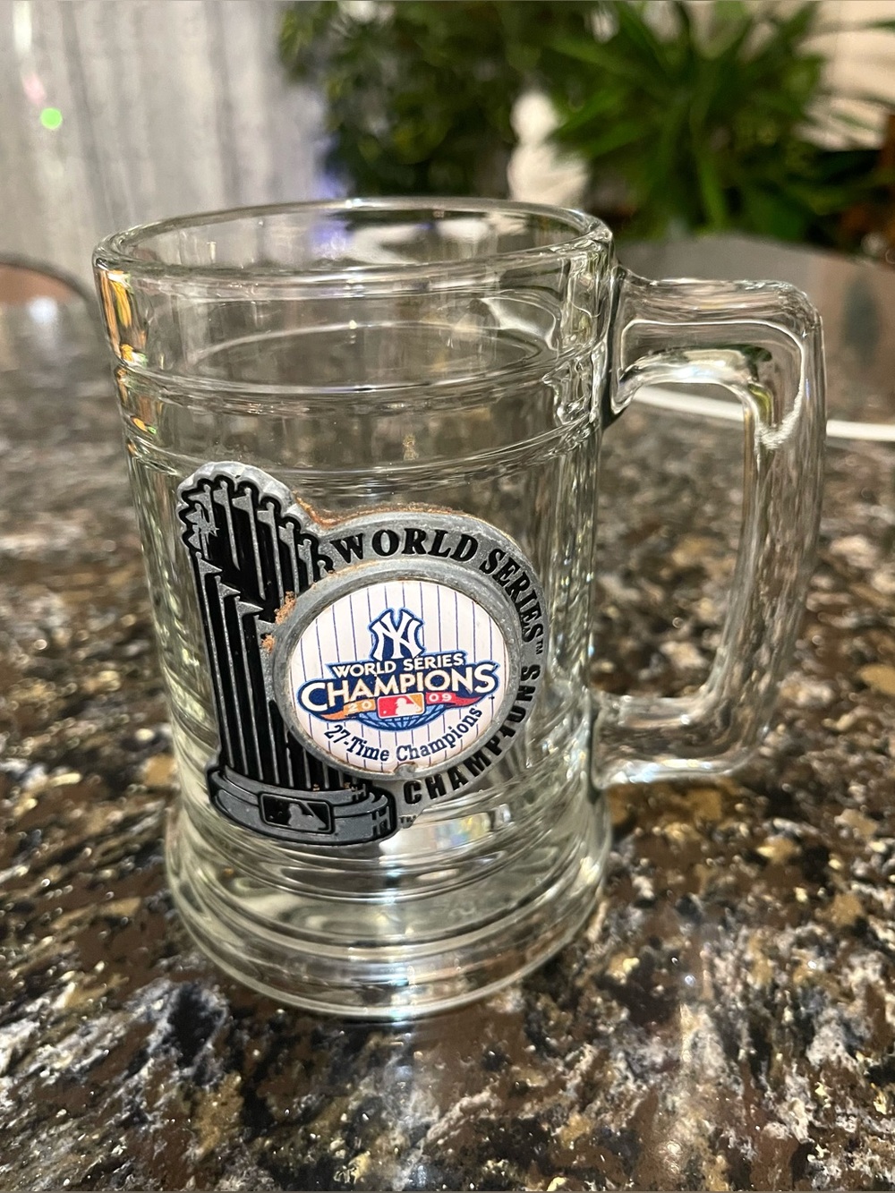 NWOT NY Yankees World Series Champions Clear Glass Beer Mug - Clear